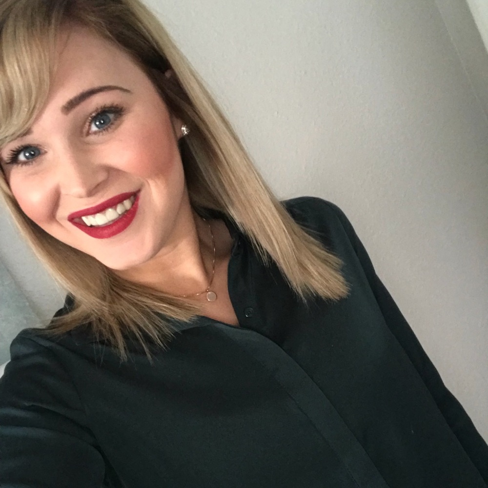 Meet your Posher, Josette